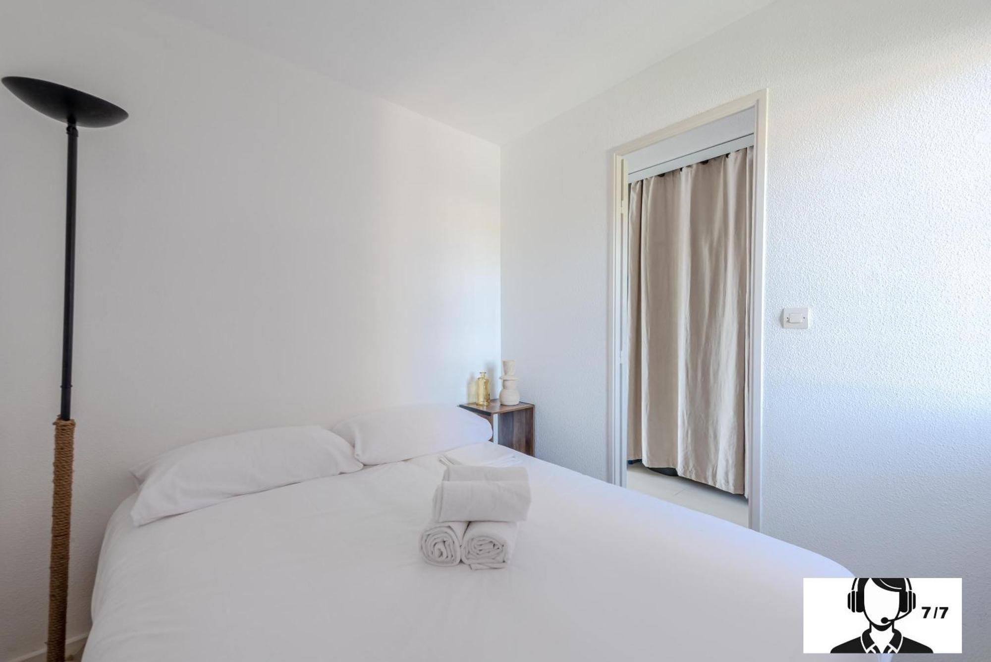 L'Athlantis - Cosy With Terrace And Parking Apartman Saint-Cyprien Kültér fotó